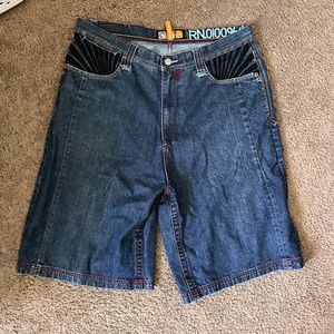Akademiks embroidered jean shorts